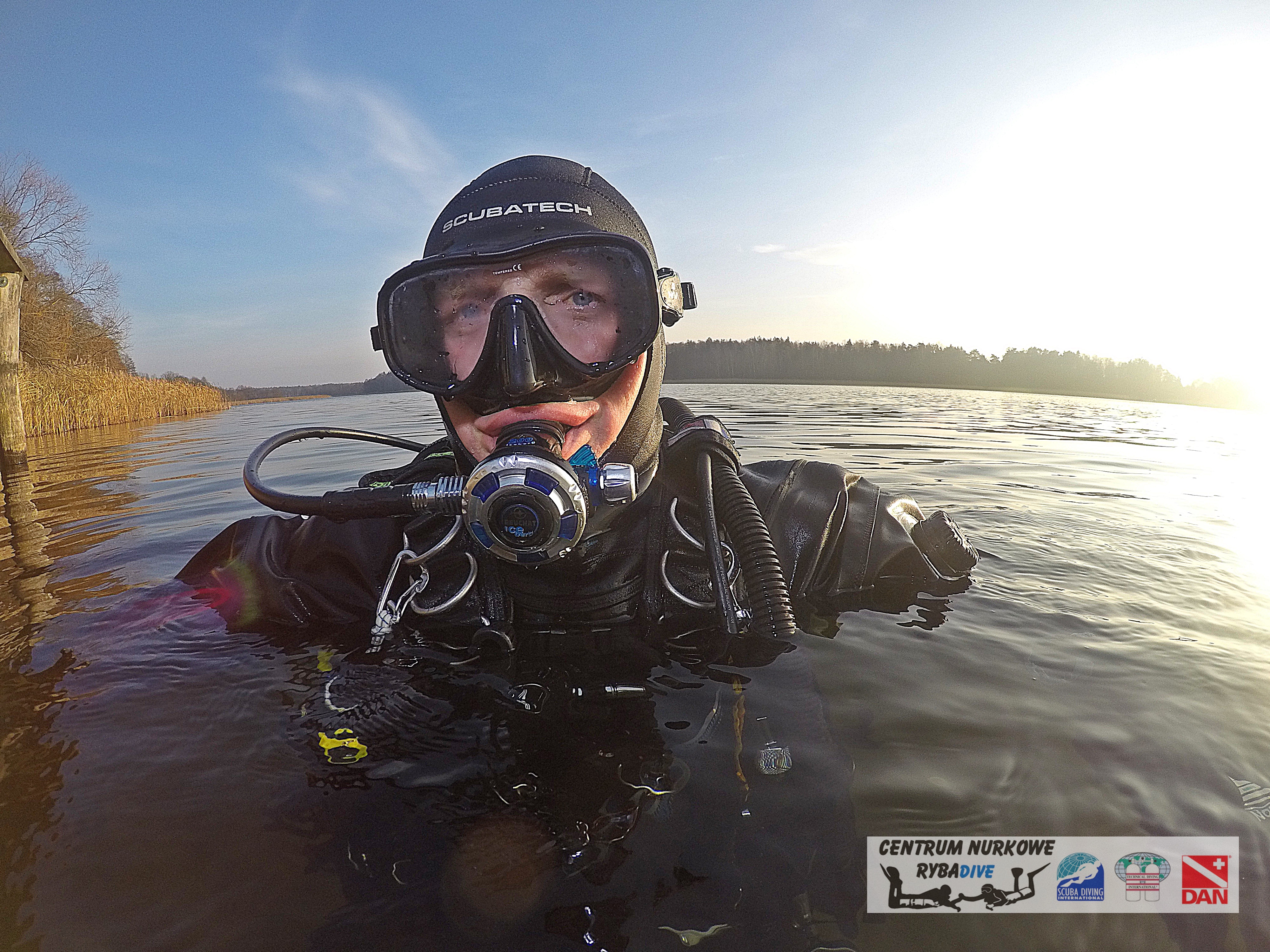 Suchy Skafander kurs CN RYBADIVE Sidemount Team